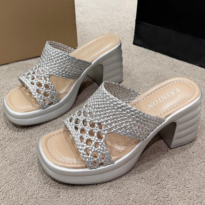 Fashion Plus Size Fashion Block Heel Slippers Summer New Round Toe Open Toe Woven Cutout Platform High Heel Mopping