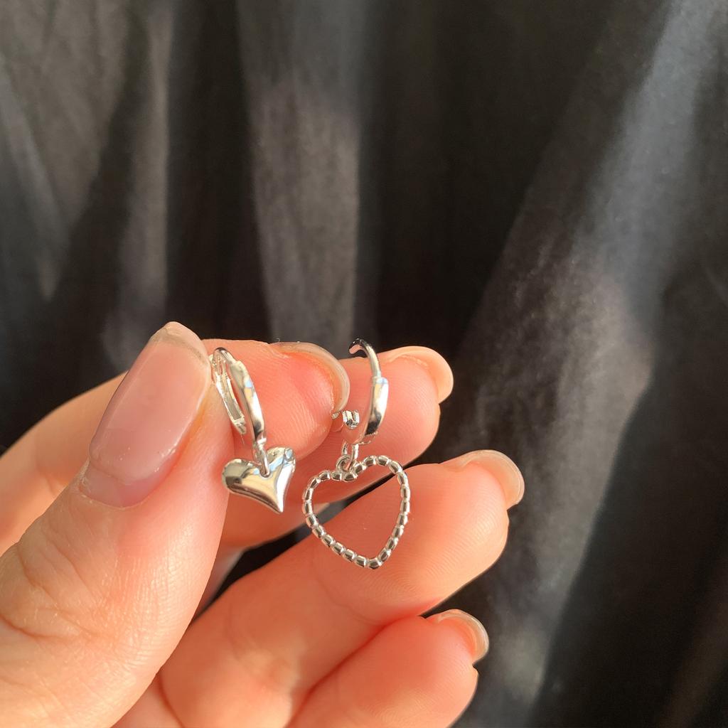 Asymmetric Love Heart Earrings Personality Simple Design Round Face Slimming Effect Affordable Dainty Durable Alloy Women's Daily Wear