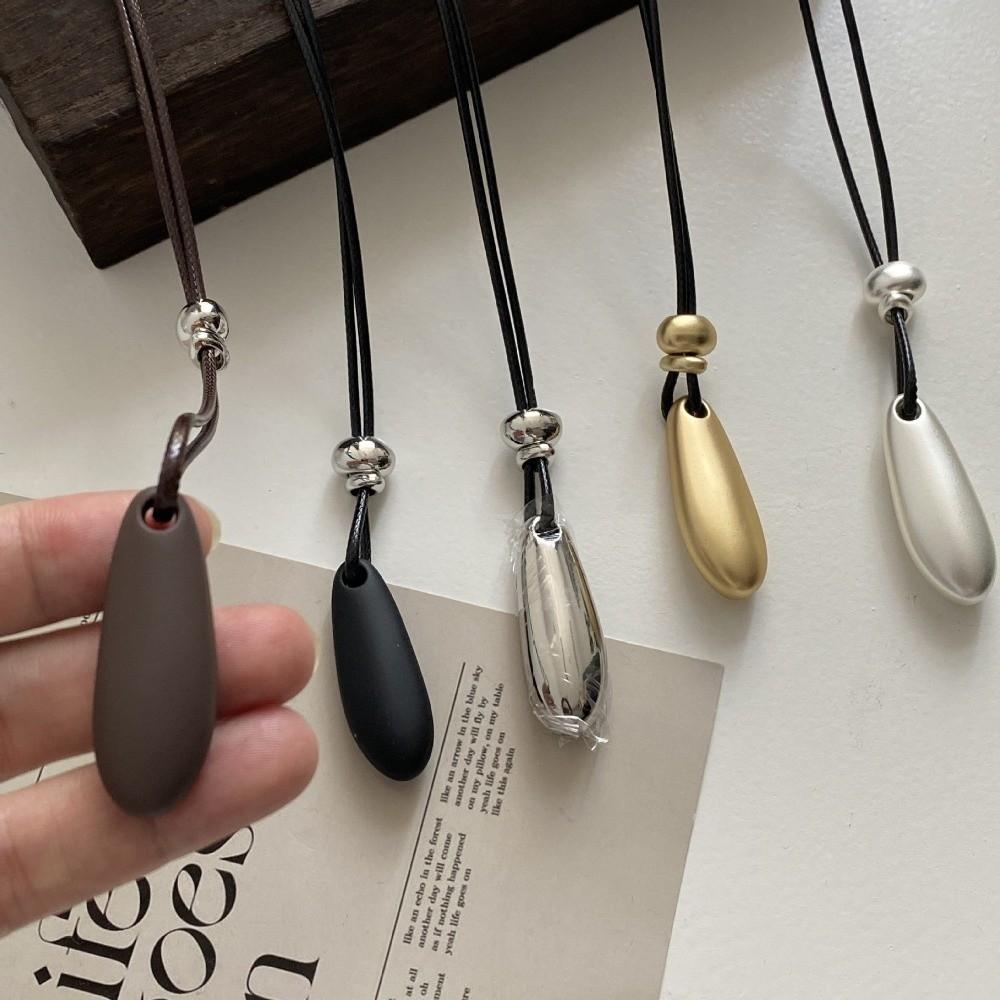 PU Leather Pinecone Pendant Necklace Long Chain Sweater Chain Fashion Rope Chain Necklace Jewelry