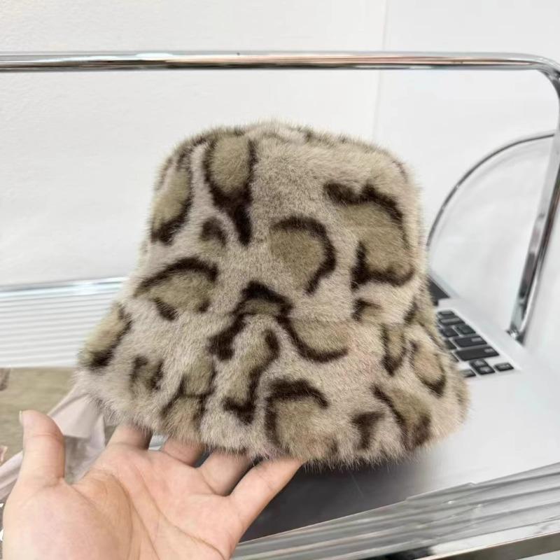 Warm Outdoor Leopard Print Bucket Hat,Multi Color Casual Headwear for Women,Suitable for Autumn/Winter Outdoor Winter Outfits
