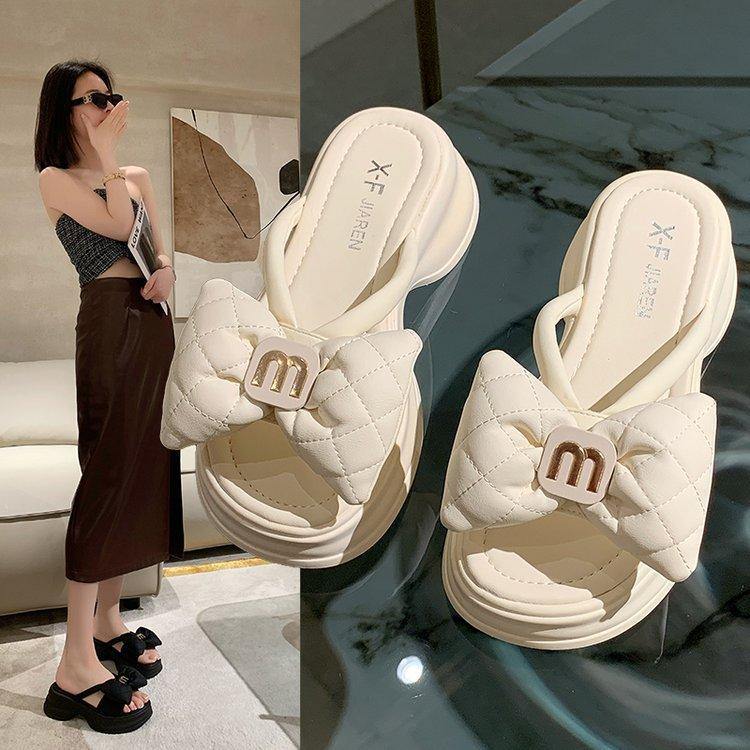 Cool slippers women wear versatile summer sandals, new summer cute fashion bow ins tide