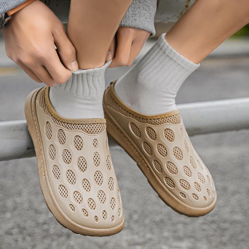 White 2025 Summer New Thick Bottom Increase Wear-resistant Outdoor Beach Comfortable Fashion Leisure All-in-one Baotou Slippers