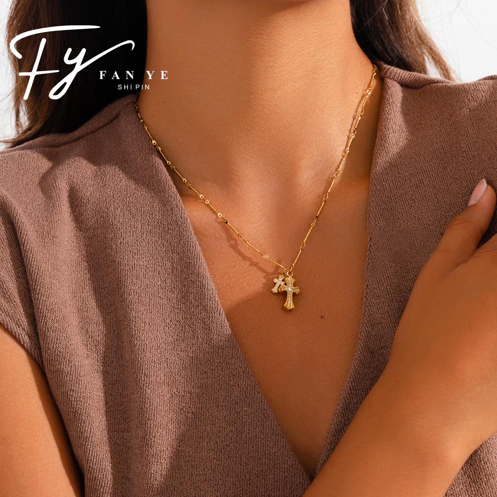 Elegant Rhinestone Double Cross Clavicle Necklace: Stainless Steel, High-End, Versatile Fashion Jewelry for Women