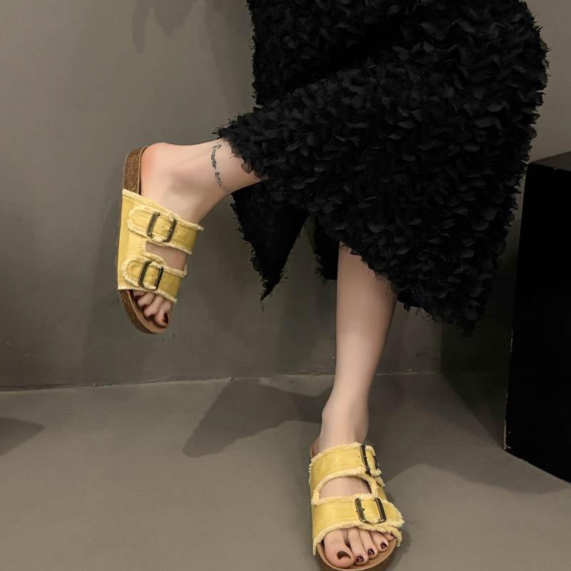 Platform slippers women s summer new belt buckle half slippers women s outer slippers one-word beach slippers 40 жёлтый 2950₽