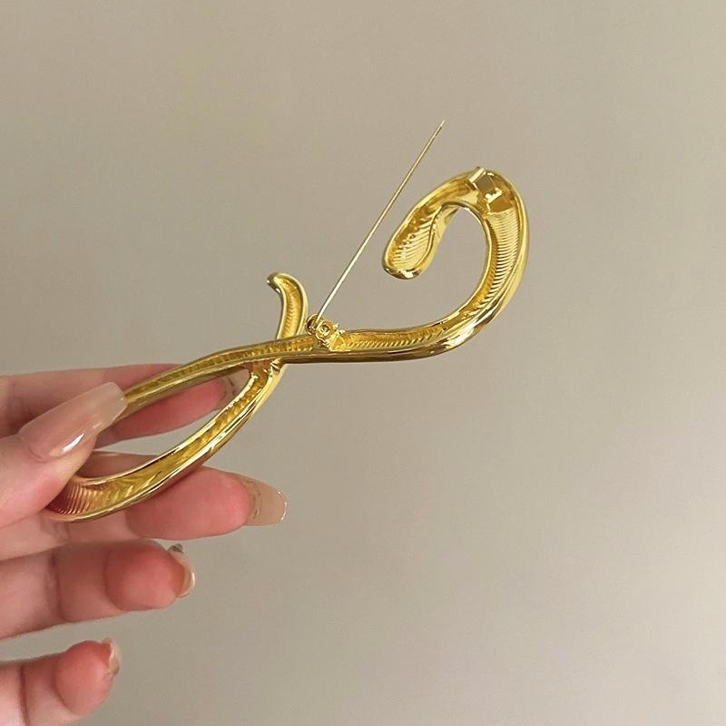 Big Statement Fashion Irregular Lucky Number Brooches For Women Personality Jewelry Brooch Pins