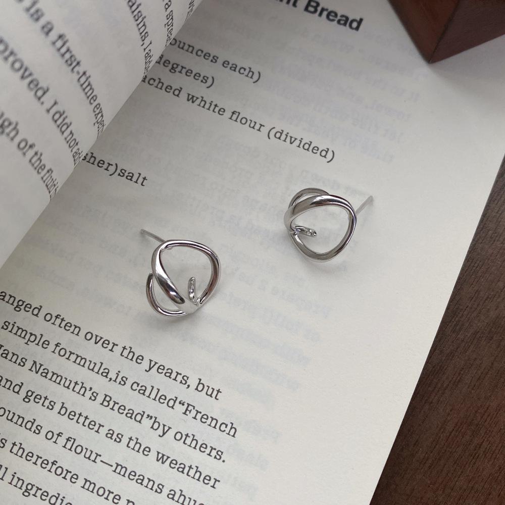 S999 Sterling Silver Korean Geometric Stud Earrings for Women - High-End, Stylish Irregular Hoop Accessory Pure Silver
