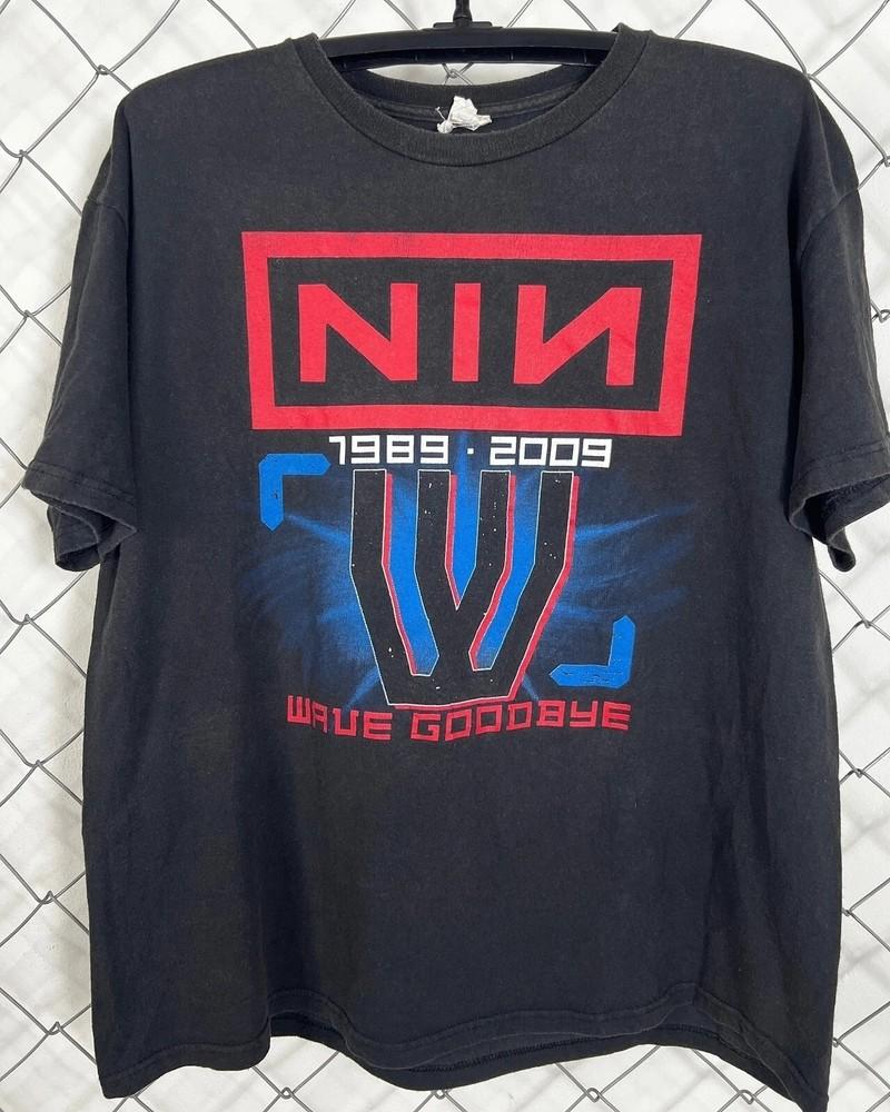 

Nine Inch Nails 1989 Tour Basic Black Remake T shirt Classic Style S5XL Unisex T-Shirt M