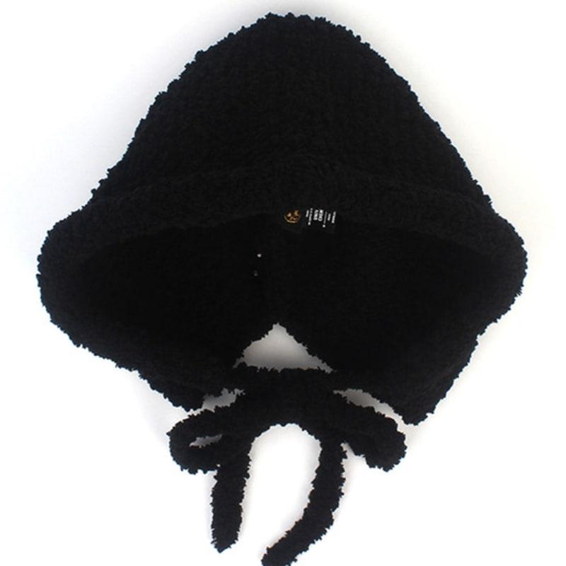 Universal Chemistry Fleece Black Bonnet Hat Bonnet Hat