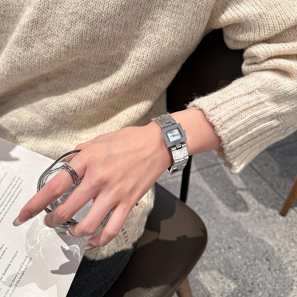 Spring Gold Small Square Watch Light Luxury Niche Fashion Simple Women'S Wrist Watch Steel Belt