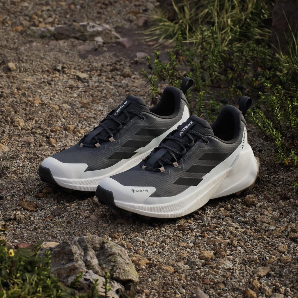 adidas Terre Trailmaker 2 GORE-TEX Hiking JR6576 Unisex Terrex Sports Shoes Chalk White / Core Black / Carbon