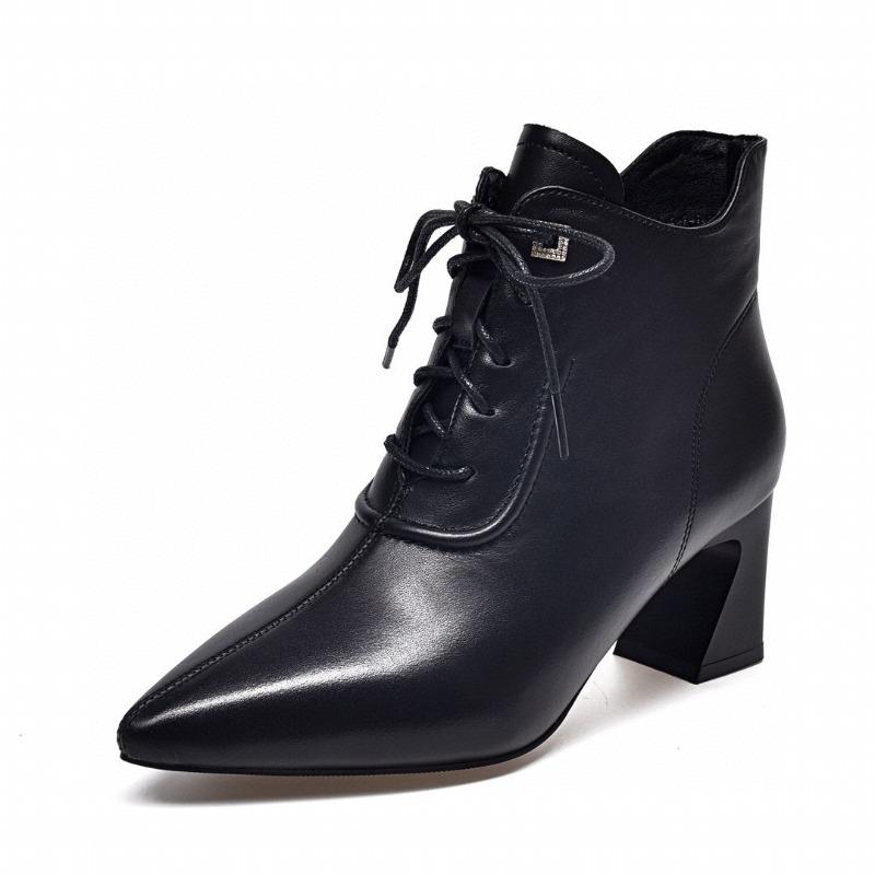 Сапоги на каблуке Ботильоны Модные сапоги 34 чёрный 6164₽