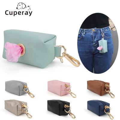 Suporte de couro para sacos de cocô de cachorro, dispensador de sacos de dejetos de cachorro com clipe de metal para guia e cinto, suporte portátil de couro para sacos de cocô de cachorro