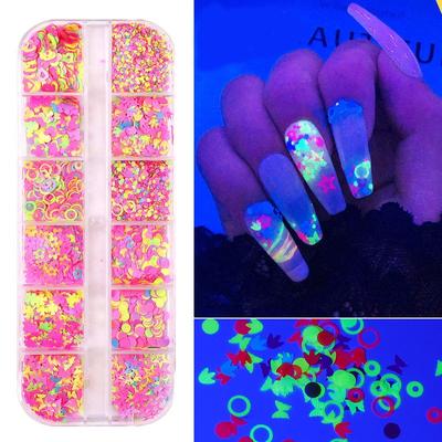 12 režģi/kaste nagu mākslas fluorescējošie sequins, jauktas formas pārslas, mirdzoši mirdzoši dobi zvaigznes tauriņu šķēles, DIY dekorācijas