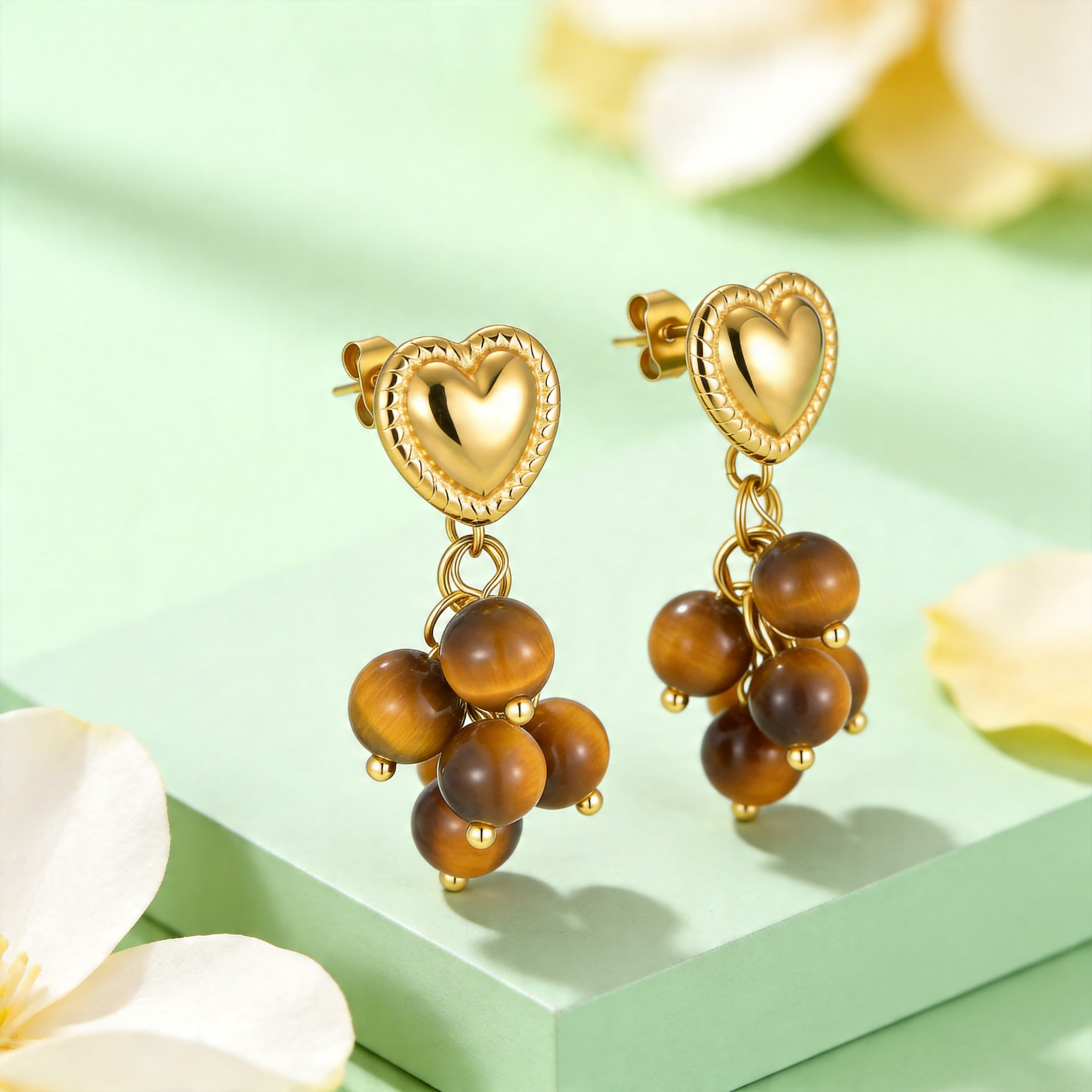 

Sweet Retro Red Grape Earrings for Women Summer Countryside Style Grape Pendant Earrings Party Wedding Trendy Jewelry Gift