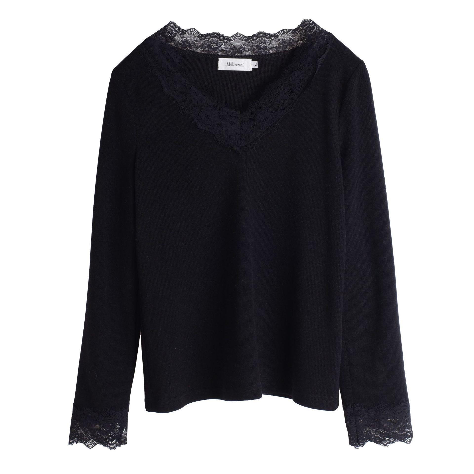 

Plus Size Women s Patchwork Lace V-Neck Base Layer Shirt for Autumn/Winter 2XL