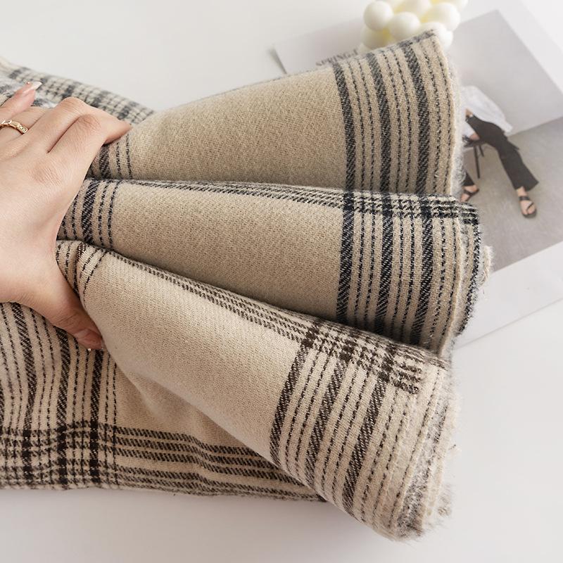 2024 Women'S Elegant Temperament Scarf Fashion Commuter Imitation Cashmere Scarf Grid Warm Shawl Neck Protection Cold Scarf