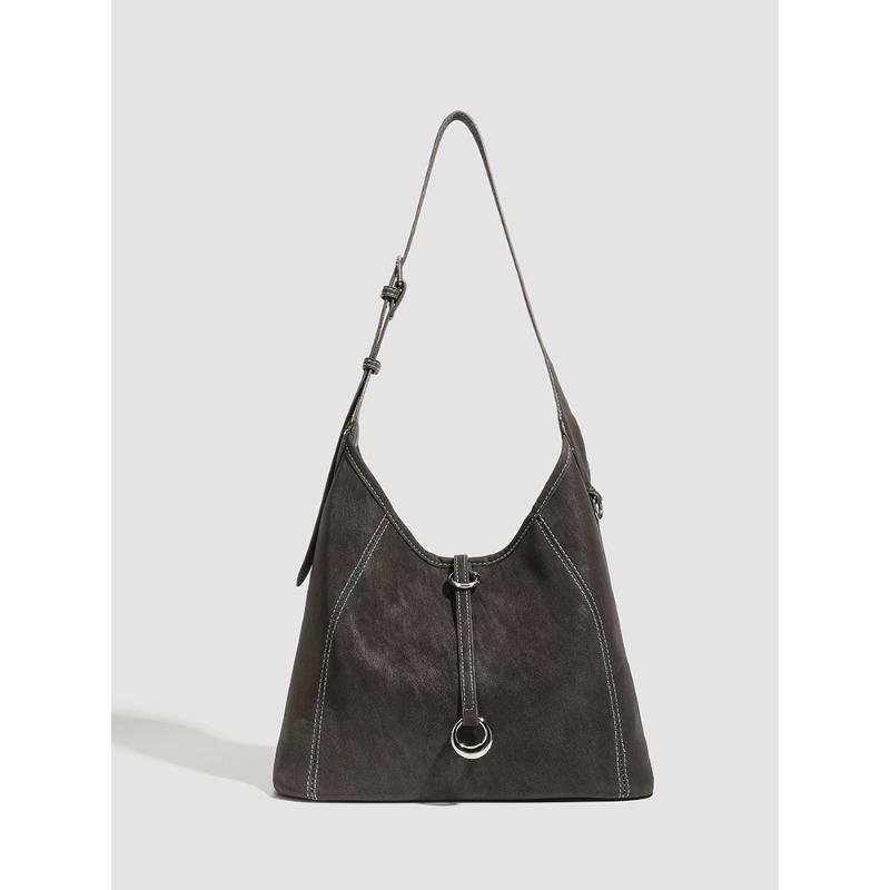Retro Tote Bag with Large Capacity for Trendy Styling, with An Underarm Strap, A High-end Single Shoulder Bag.