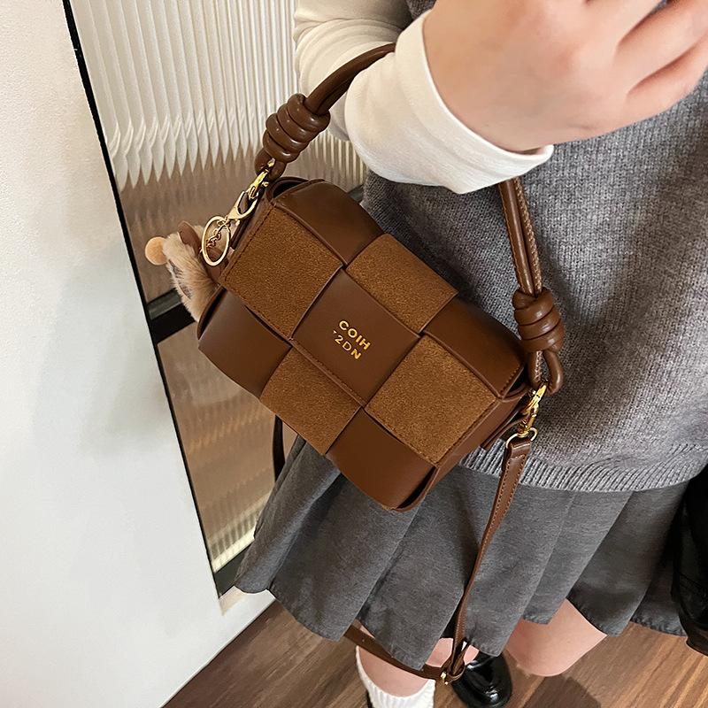 Niche Design Woven Bag Women 2025 New Korean Version Fashion Retro Splicing Ins Internet Celebrity Shoulder Small Square Bag