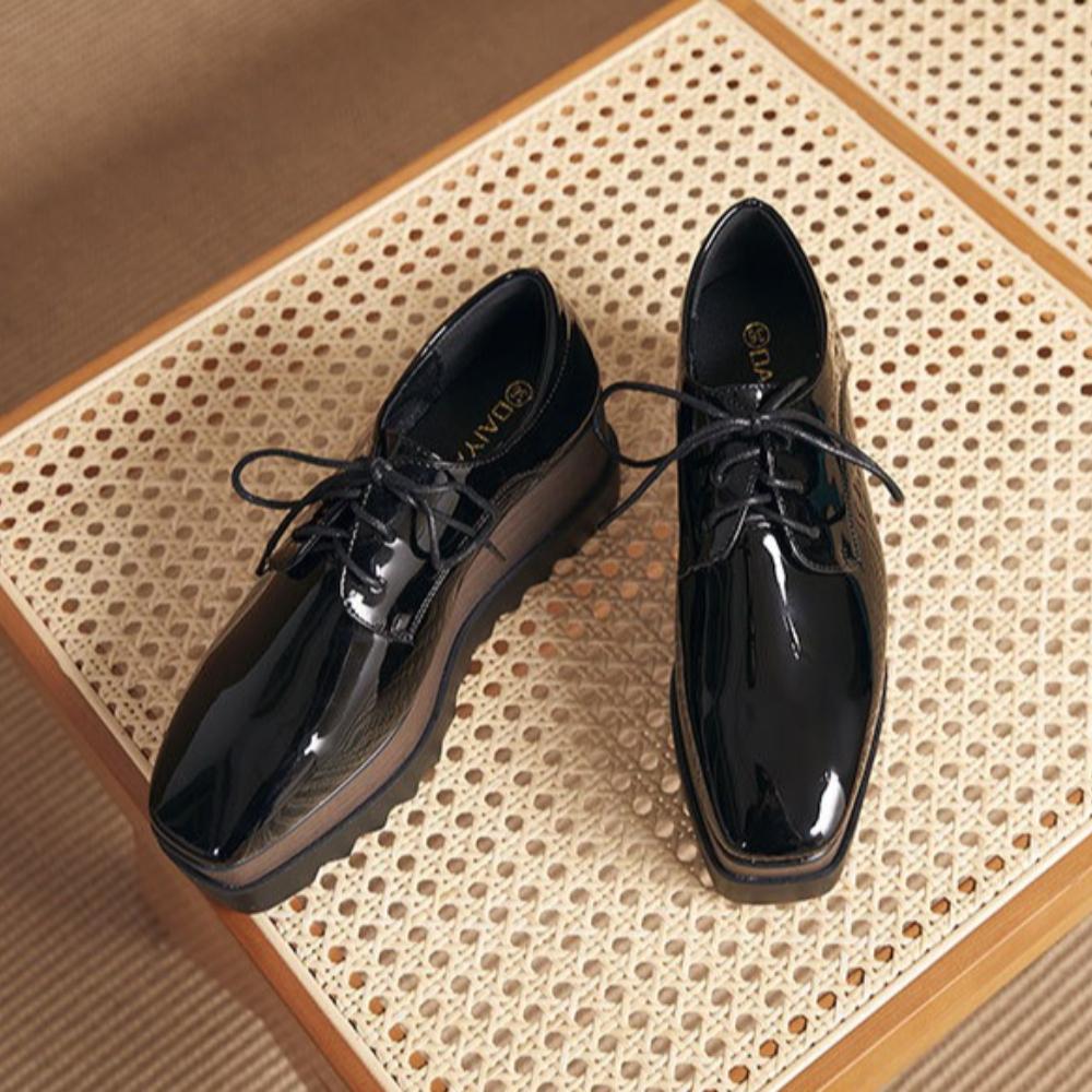 HZB‑761‑8 2026 New Women Patent Leather Lace‑Up Wedge Platform Pumps, British Style Soft‑Sole Versatile Thick‑Sole Casual Leather Shoes