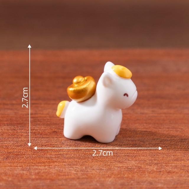 2026 Chinese New Year Mini Horse Figurine Cute Lucky Zodiac Decor DIY Office Desktop Car Interior Accessories