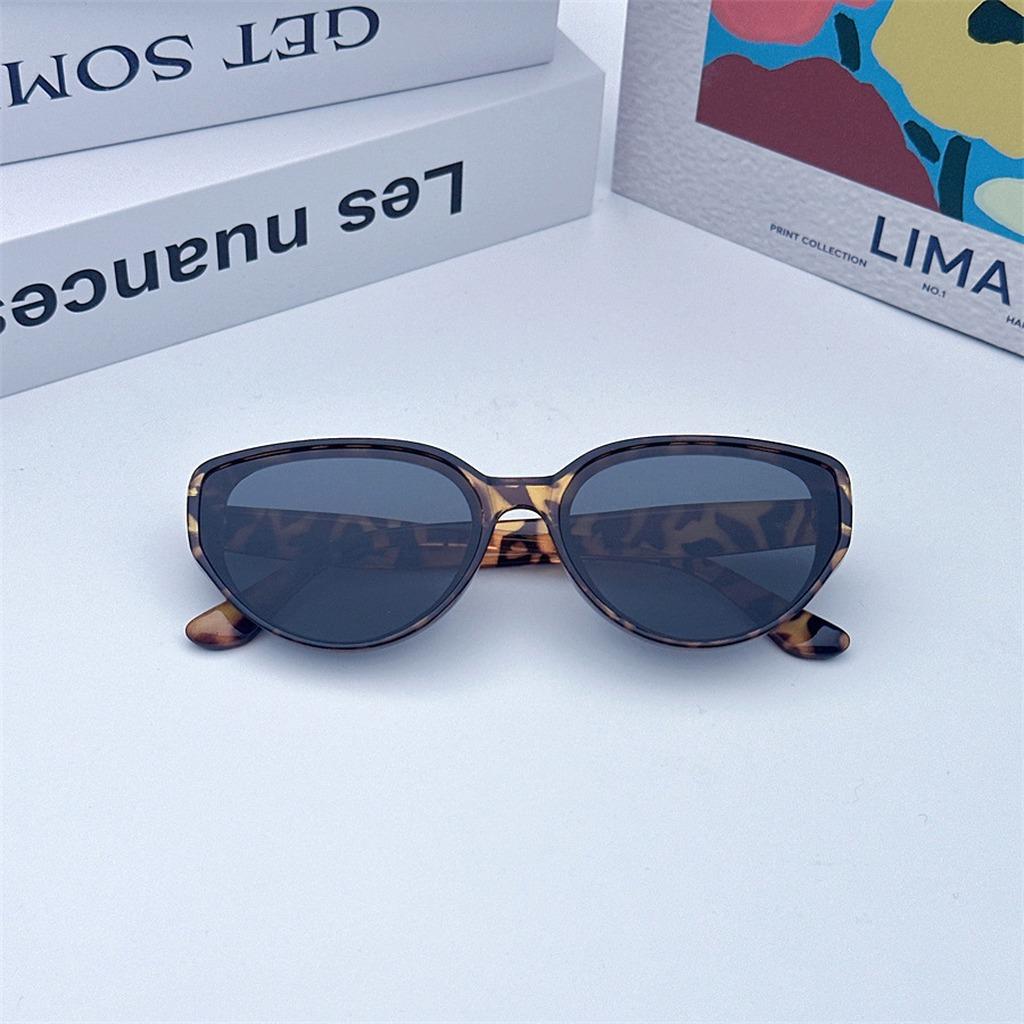Uv400 Sun Glasses Polarized Eye Sunglasses Kids Sunglasses Versatile Small Frame Sunglasses For Sun Photoshoot Stage