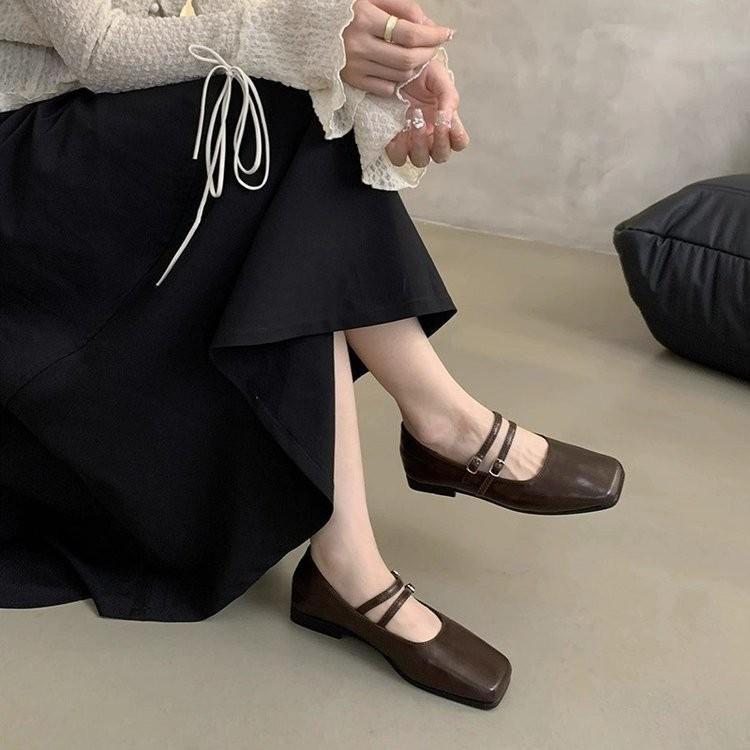 

French square head cross with light mouth shoes flat silver fashion shoes retro word belt Mary Jane shoes women 39 коричневый