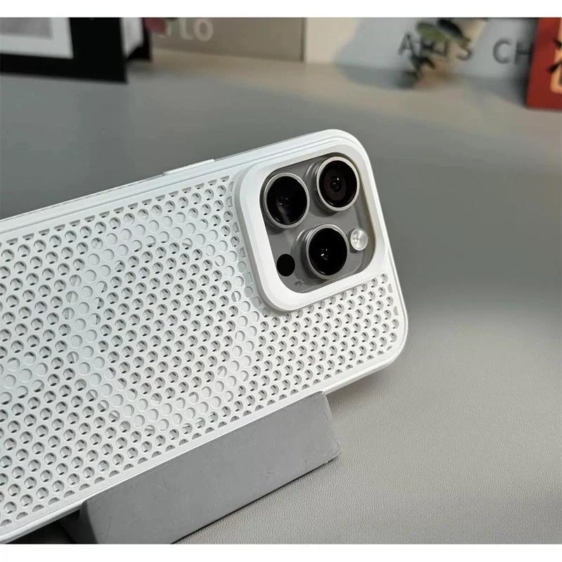 Luxury Dissipate Heat Magsafe Phone Case For iPhone 11 12 13 14 15 16 Pro Max Plus Magnetic Shockproof Bumper Cases Cover