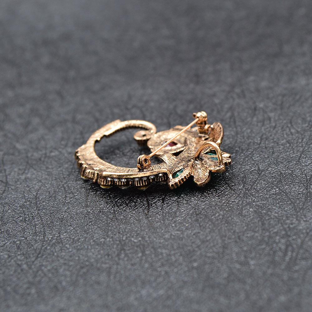 New Rhinestone Vintage Fashion Brooches For Women Red Bead Retro Pin Jewelry 2 Colors Available Good Gift