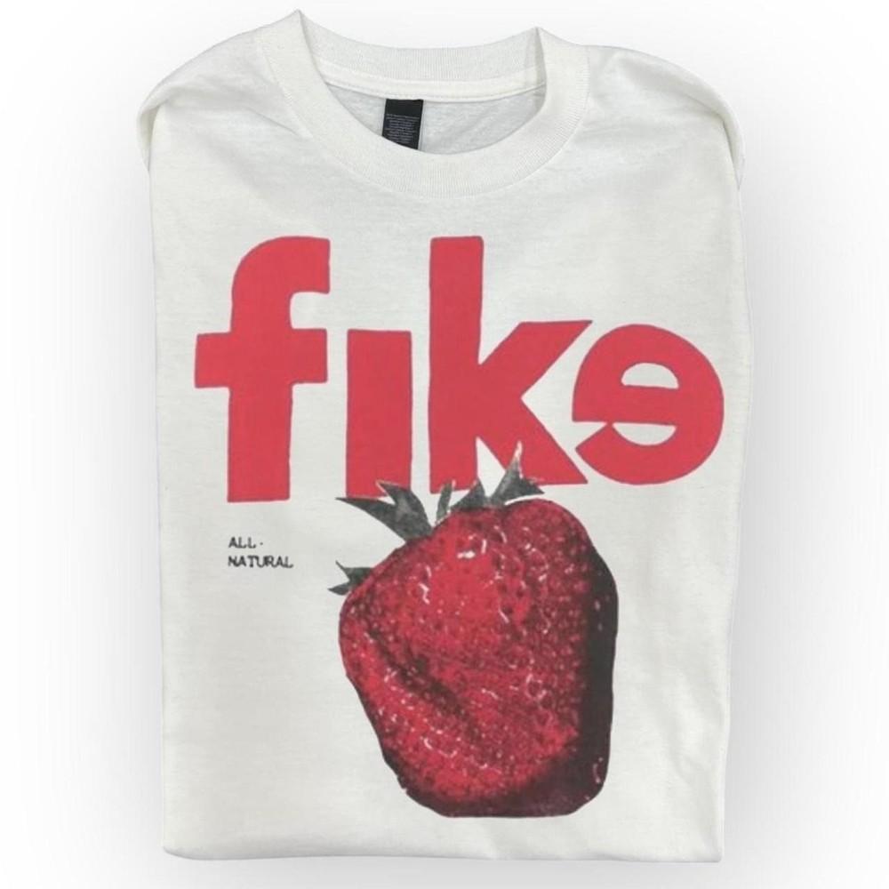 

Vintage Dominic Fike Strawberry Graphic Tee Unisex Short Sleeve Shirt S5XL Unisex T-Shirt XXXXL