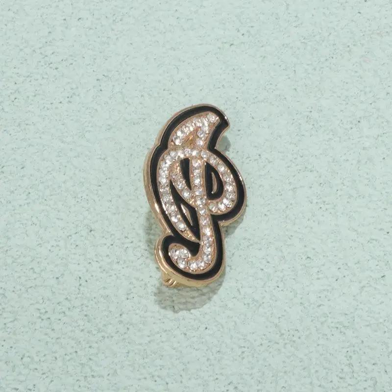 Kristal Yapay Elmas A-Z 26 Harf Broş Kadın İngiliz Alfabesi Broş İğne Korsaj Unisex Yaka Takısı Kıyafet Çanta Dekoru Hediyeler