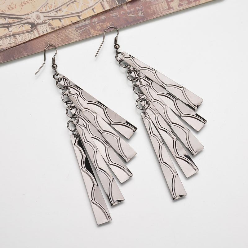 

Floating Earrings Valentine s Day Love Pendant Earrings Elegant Long Women s Floating Hook Earrings Exaggerated Metal Pendant