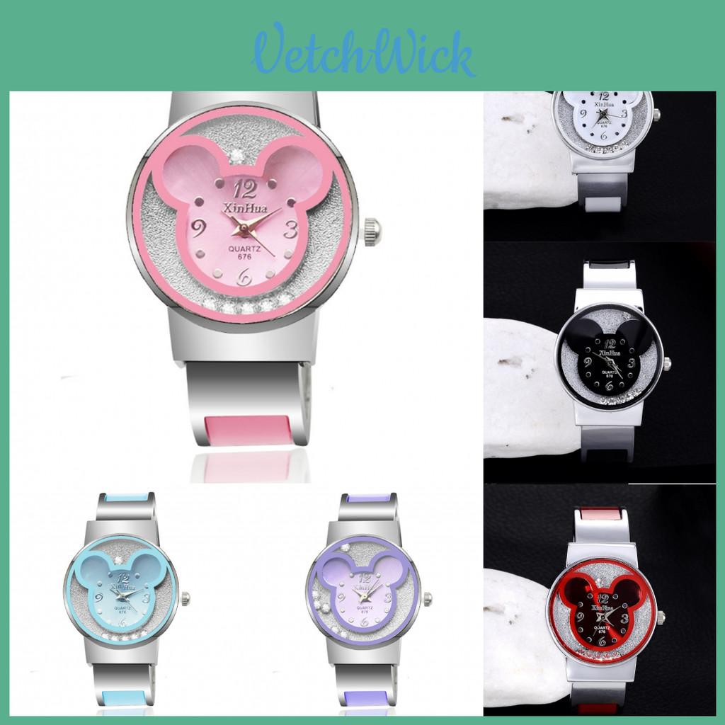 Stylish Women's Alloy Bracelet Quartz Watch With Elegant Design And Unique Colors