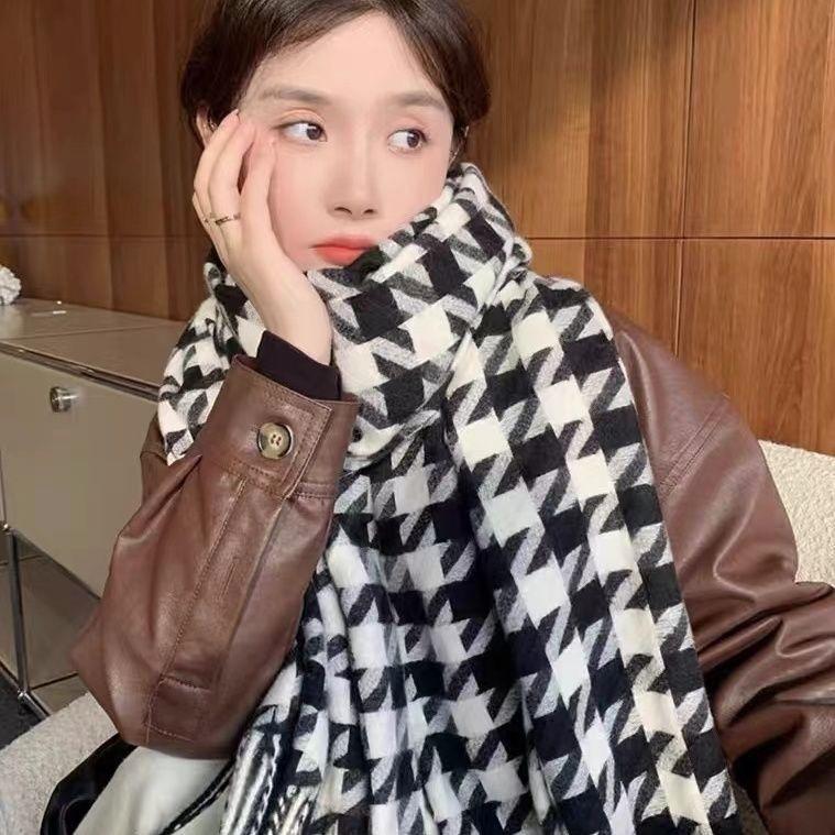 New Houndstooth Scarf for Men and Women In Winter Sweet and Cute Korean Version Versatile Student Shawl Warm Scarf