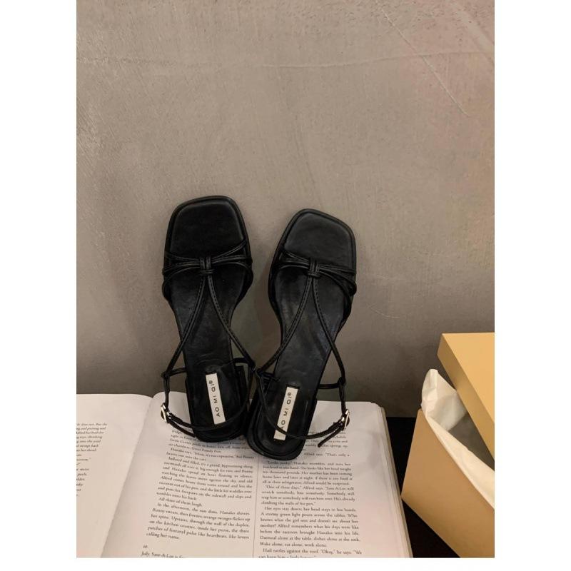 2025 spring and autumn new niche French flat-bottomed thin-strapped sandals fairy shoes square head open-toed versatile Roman cool