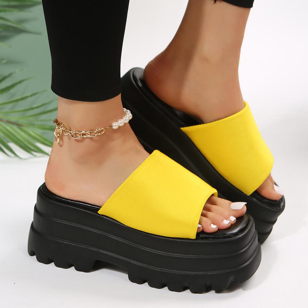 European and American Spring and Summer New Fashion Muffins and Thick-soled Large-size Slippers Women's Head Waterproof Table One-word Drag