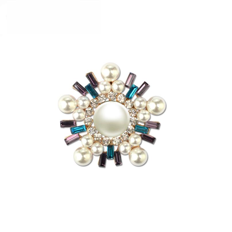 

Women s Simple Rhinestone Pearl Clip Brooch Metal Flower Accessories золотой
