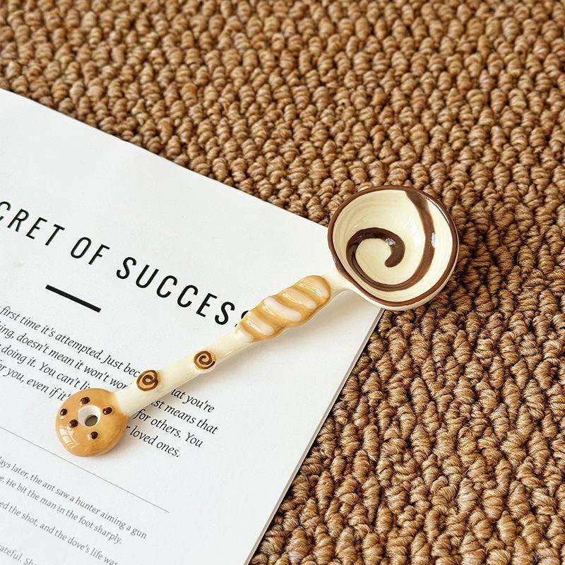 Cute Ceramic Spoon Long Handled Soup Spoon Tableware Kitchen Accessories Household Coffee Dessert Spoon Bread Cookies Decor