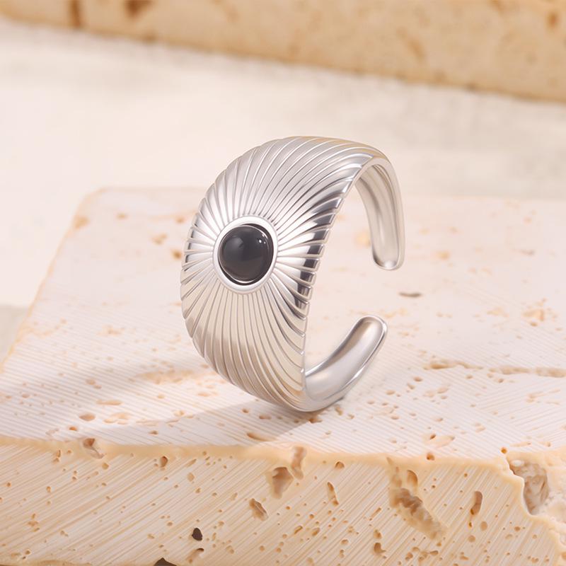 Gold-Plated Titanium Steel Open Ring with Retro Geometric Design