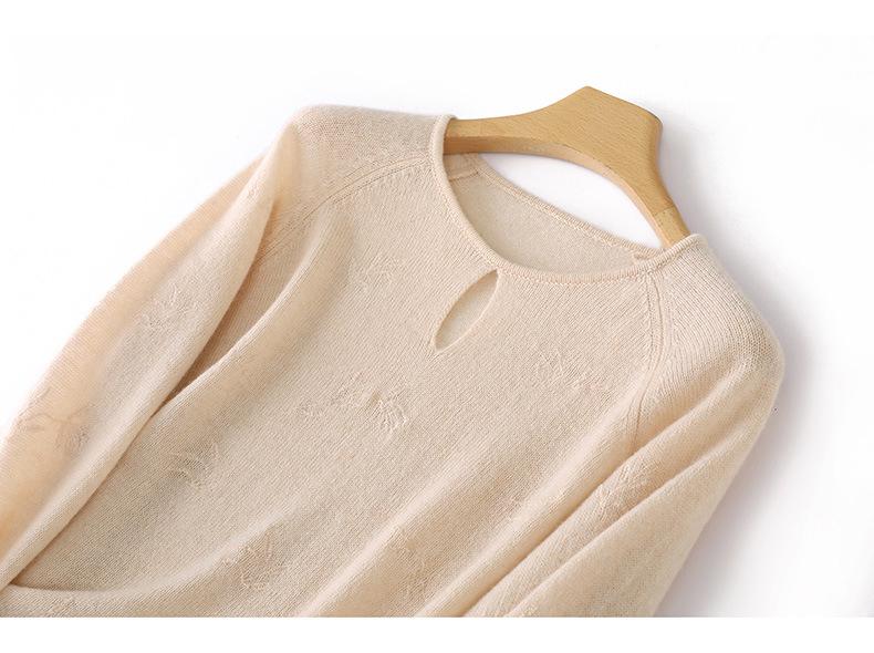 2026 Autumn/Winter Women's Lightweight Wool Knitwear: Soft Fluffy Loose Casual Round Neck Sweater.