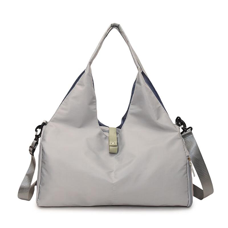 

Li Shen Travel & Gym Bag
