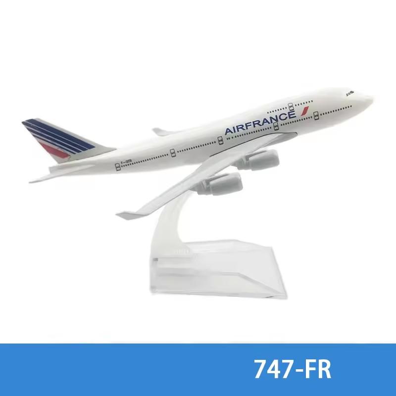 16CM Diecast Alloy 737 747 757 777 787 Airplane Model Toy Plane Collected Gift Series for Collectible Display