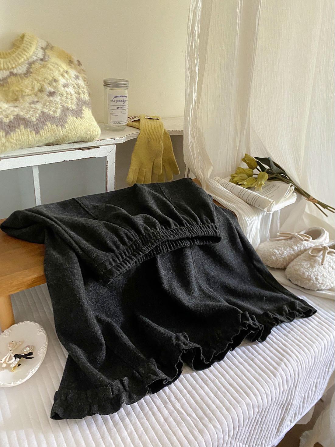 

Women s Grey Wool Blend A-line Maxi Skirt with Ruffle Trim for Autumn/Winter One Size темно-сірий колір
