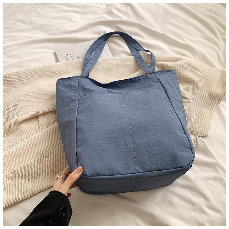 Women's Large Nylon Tote Bag - 2024 Spring/Summer, Solid Color, Lightweight, Eco-Friendly, Bucket Style, High Capacity, Casual.
