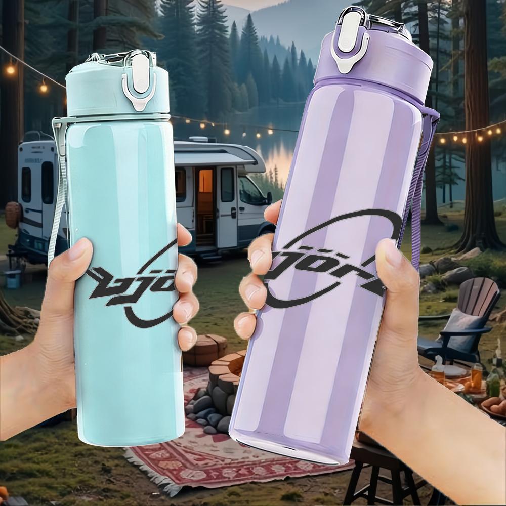 1PC Black wave cursive band text print 750ml colorful plastic sports water bottle leakproof pop up lid with straw for outdoor work home use