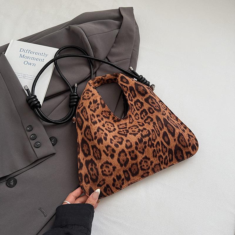 Leopard Print Dumpling Bag, Large Capacity, High School Girls' Appearance Level, Niche Single-shoulder Bag, Simple Crossbody Bag