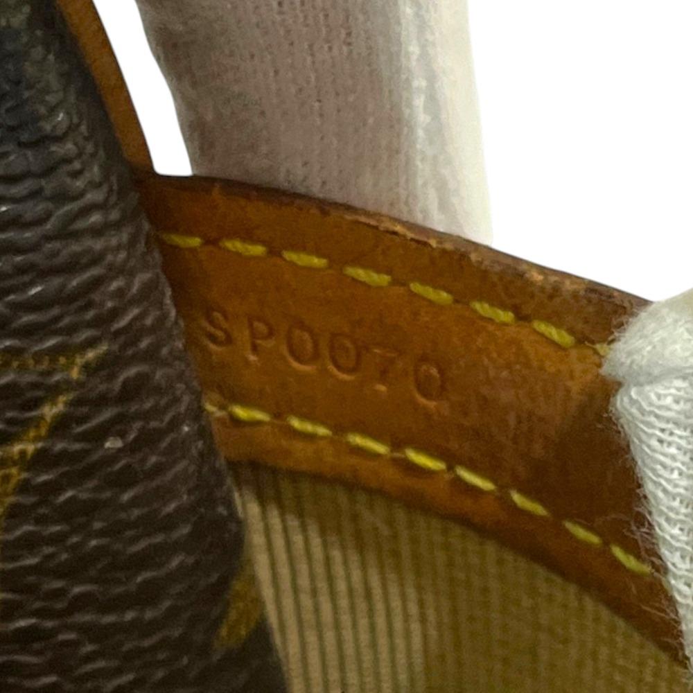 Louis Vuitton M45254 Monogram Reporter PM Crossbody Shoulder Bag Brown