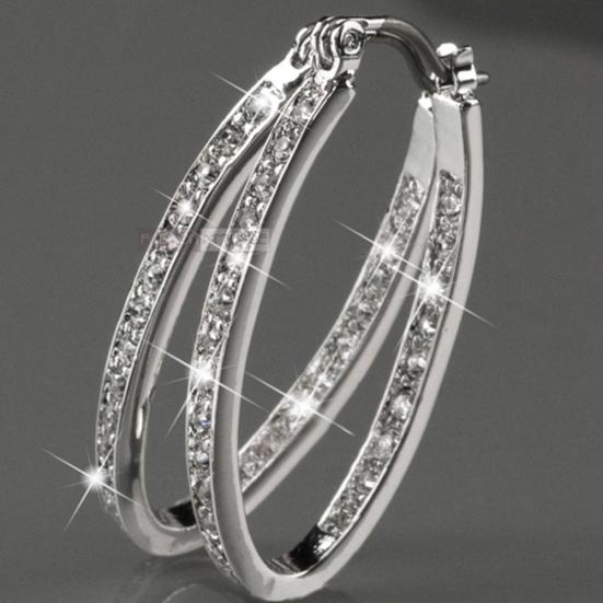Schillernde Damen-Creolen mit Strass-Intarsien, großer Kreis, Party- und Bankett-Schmuck