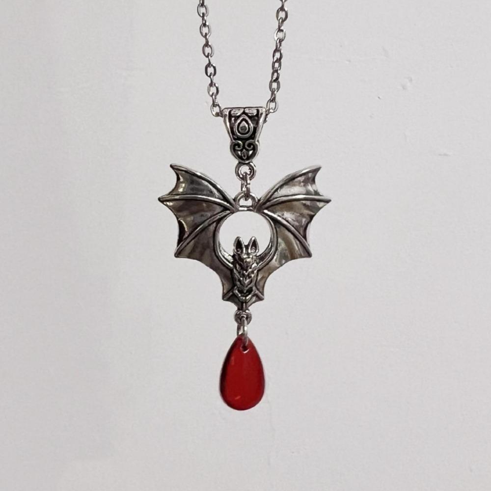 Gothic Victoria Sliver Color Bat Wings Red Blood Drops Pendant Necklace for Women Hallowmas Party Charm Jewelry Accessories Gift