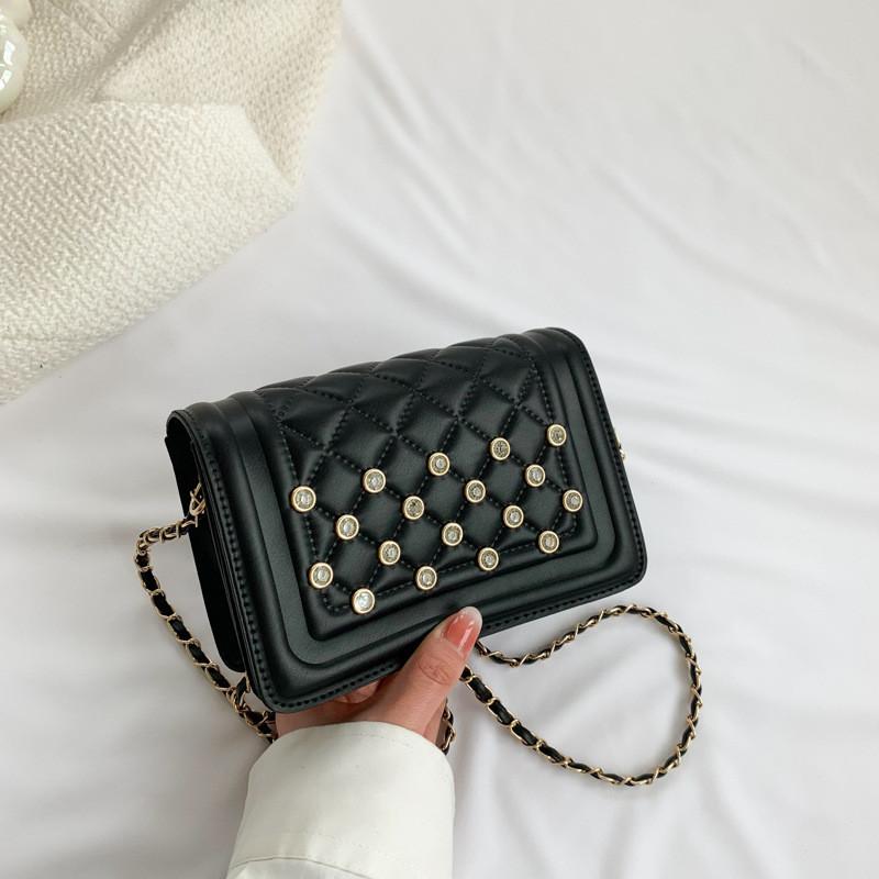 

Trendy Small Square Bag For Women With Stylish Pu Material Ideal For Casual Outfits чёрный