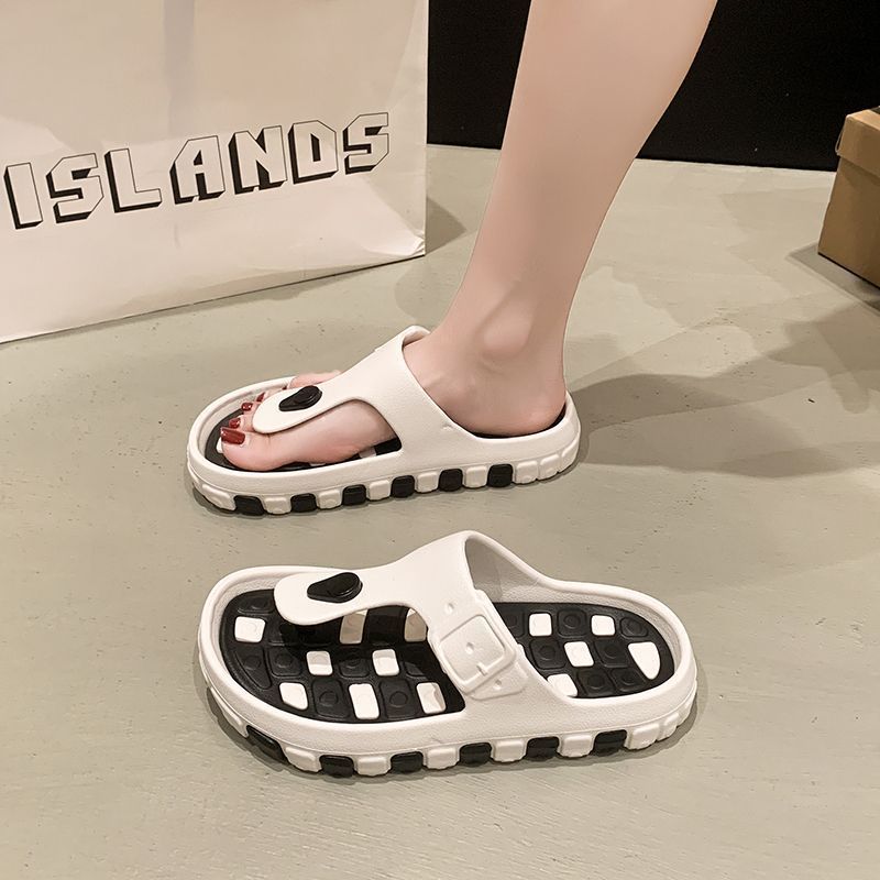 Seaside flip-flops women's 2025 summer new outer wear flat-bottomed cute home slippers pinched feet girl heart cool slippers